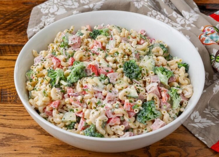 Ham Pasta Salad – Barefeet within the Kitchen
