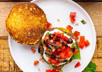 Bruschetta Burgers – Closet Cooking