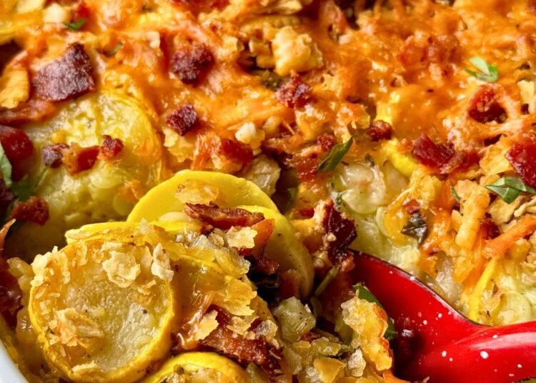 CHEESY BACON YELLOW SQUASH CASSEROLE