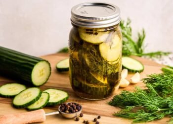Simple In a single day Fridge Pickles