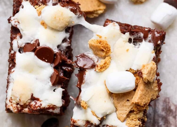 Protein S’mores Brownies – Match Foodie Finds