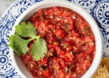 Home made Salsa Recipe – Love and Lemons