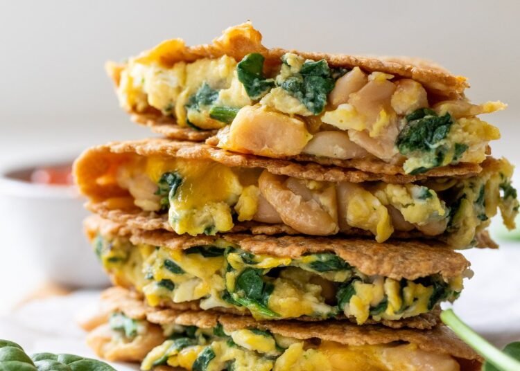 Breakfast Quesadilla {Freezer-Pleasant!} – WellPlated.com
