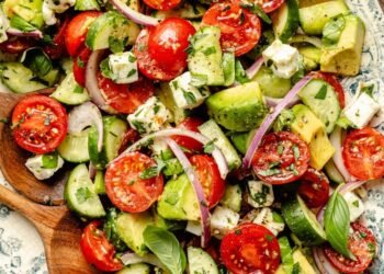 Contemporary Tomato Cucumber Salad