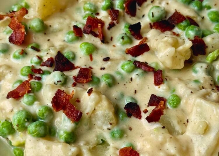 CREAMED PEAS AND POTATOES – The Southern Girl Cooks
