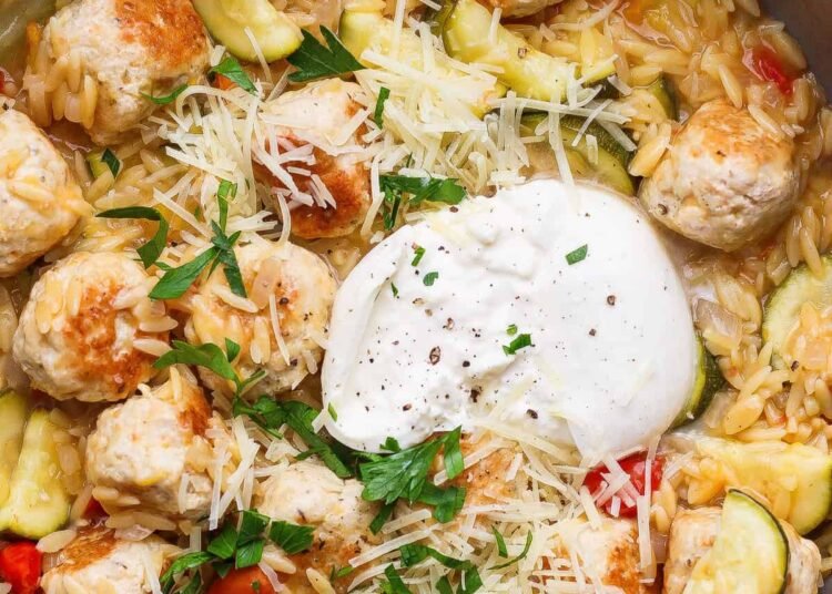 Summer time Squash Rooster Skillet – Match Foodie FInds