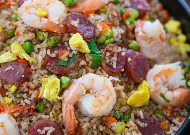 Shrimp Fried Rice with Sausage (Vietnamese Fried Rice Recipe)