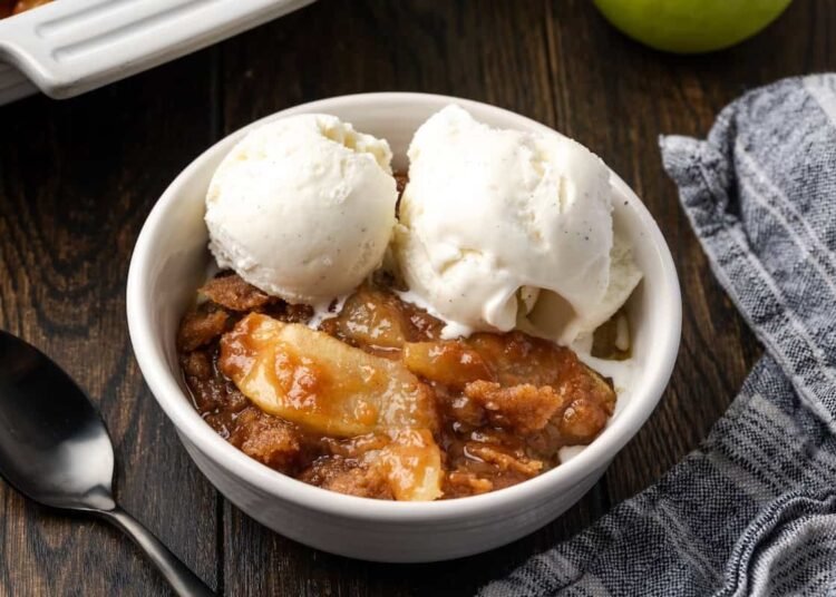 Apple Brown Betty (Simple & Scrumptious!)