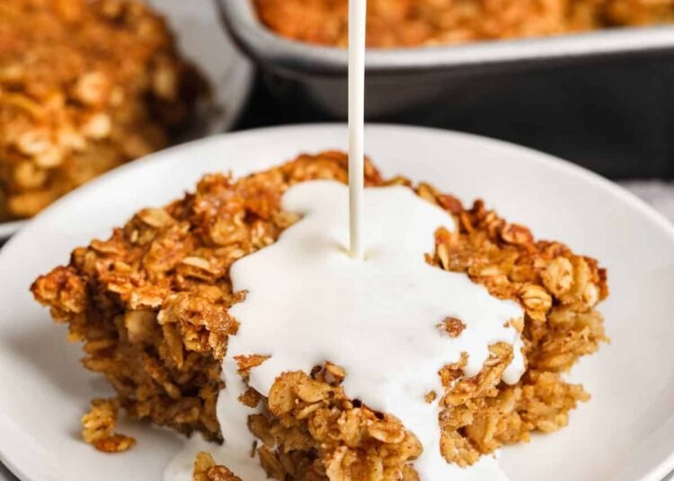 Brown Sugar Baked Oatmeal {Made From Scratch!}