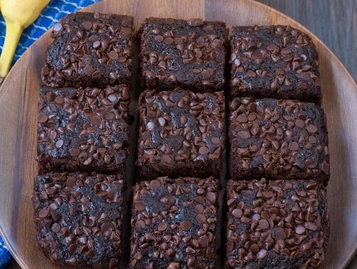 Chocolate Banana Cake – Chocolate Coated Katie