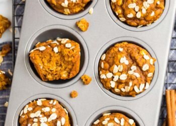 Moist & Fluffy Wholesome Pumpkin Muffins