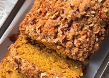 PUMPKIN PECAN STREUSEL BREAD – The Southern Girl Cooks