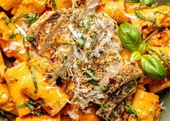 Burst Cherry Tomato Basil Rooster Rigatoni