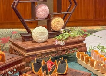 Concorde Lodge KL Mooncakes 2025 Mid-Autumn Concord Assortment – dixonthum