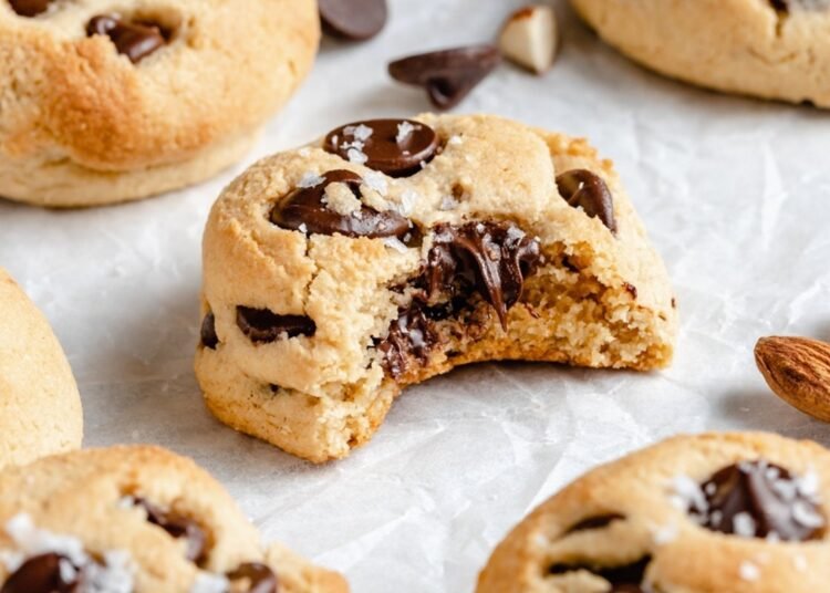 Almond Flour Chocolate Chip Cookies (grain-free!)