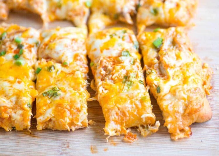 18 Leftover Hen Recipes That Beat Final Night time’s Dinner