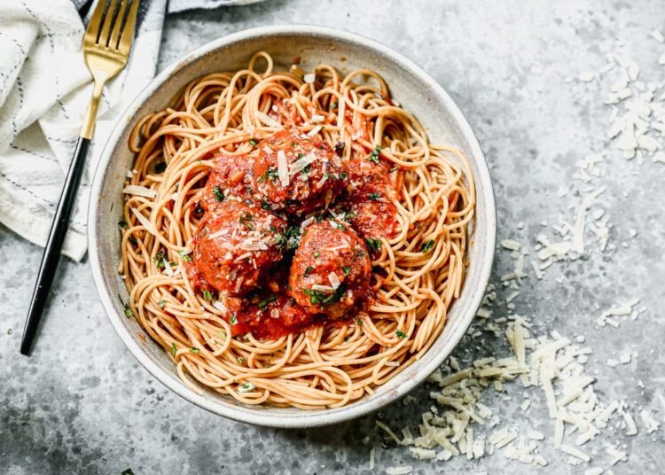 Juicy & Tender Crockpot Meatballs
