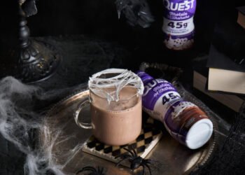 Quest Spider Internet Chocolate PROTEIN Milkshake (Halloween Recipe)