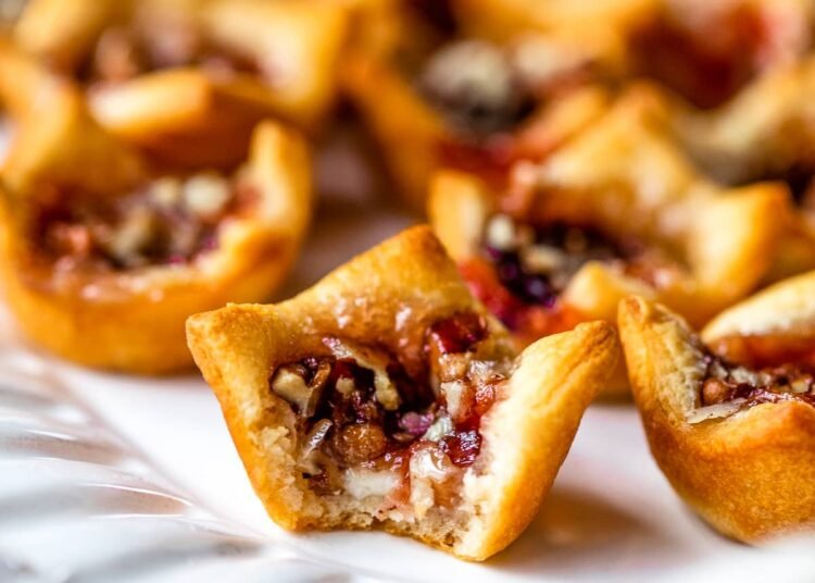 Baked Brie Bites (With Crescent Rolls)