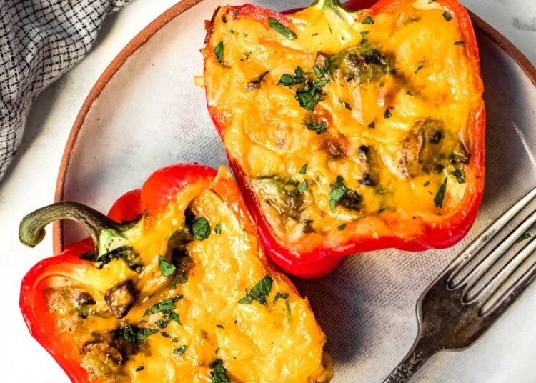 Breakfast Stuffed Peppers – Skinnytaste