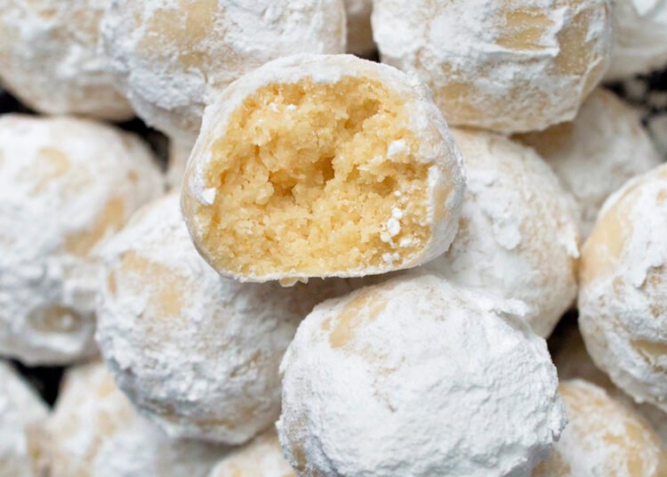 Keto Snowball Cookies – Much less Than 1g Internet Carbs!