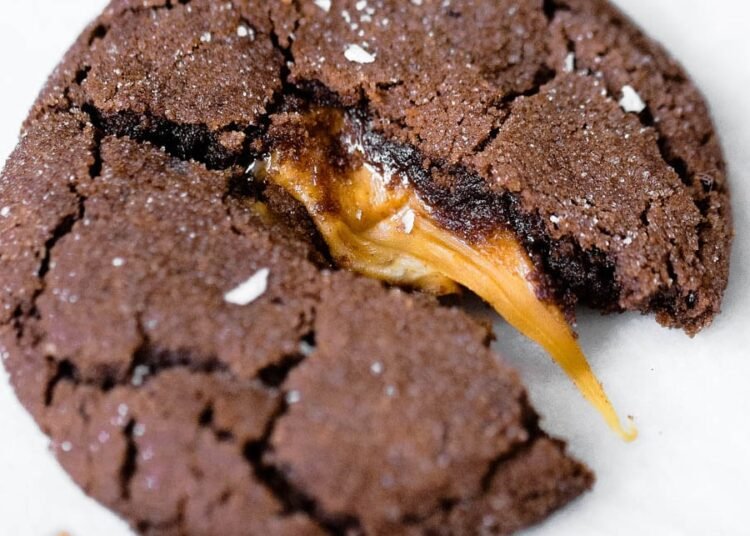 Caramel-Stuffed Chocolate Snickerdoodles (deliciously chewy!)