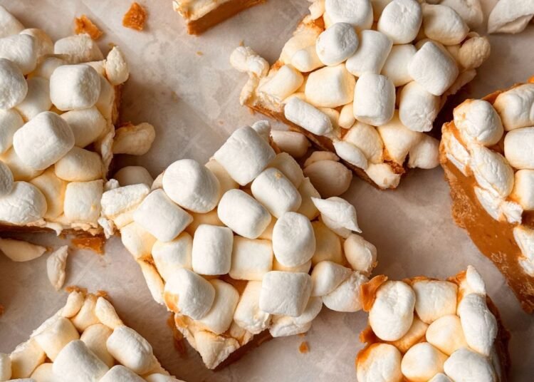 PEANUT BUTTER MARSHMALLOW SQUARES