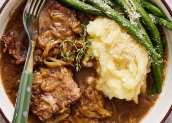 French Onion Pot Roast (Sluggish Cooker or Dutch Oven)