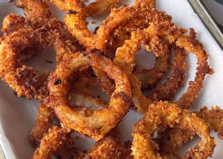 ONION RINGS – The Southern Woman Cooks