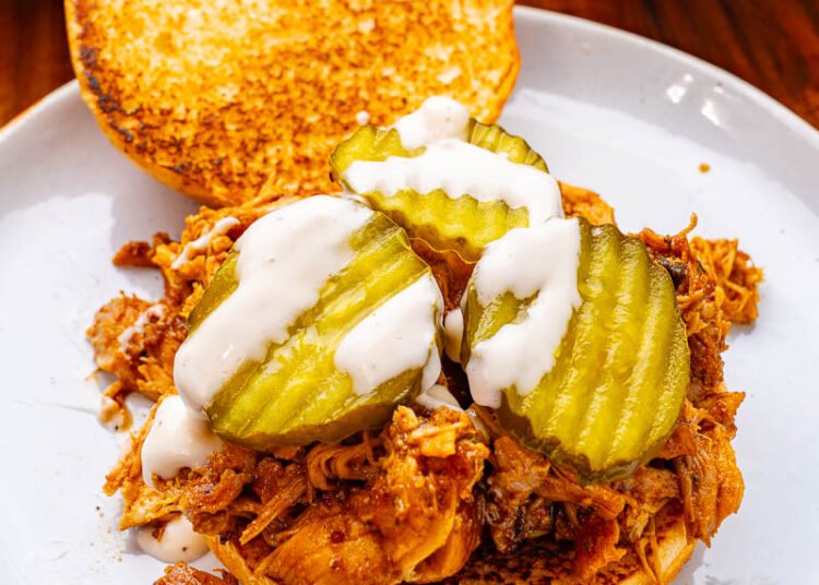 Sluggish Cooker Nashville Sizzling Rooster Sandwiches