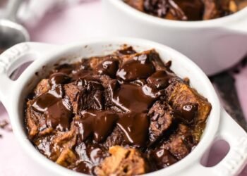 Chocolate Bread Pudding – Skinnytaste