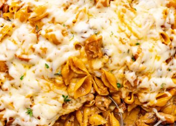 French Onion Pasta – Closet Cooking