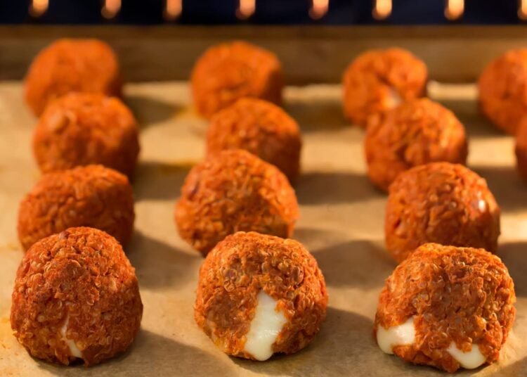 Quinoa Pizza Bites – Tacky & Scrumptious, Wholesome Recipe!