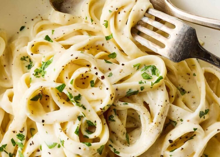 Fettuccine Alfredo Recipe – Love and Lemons