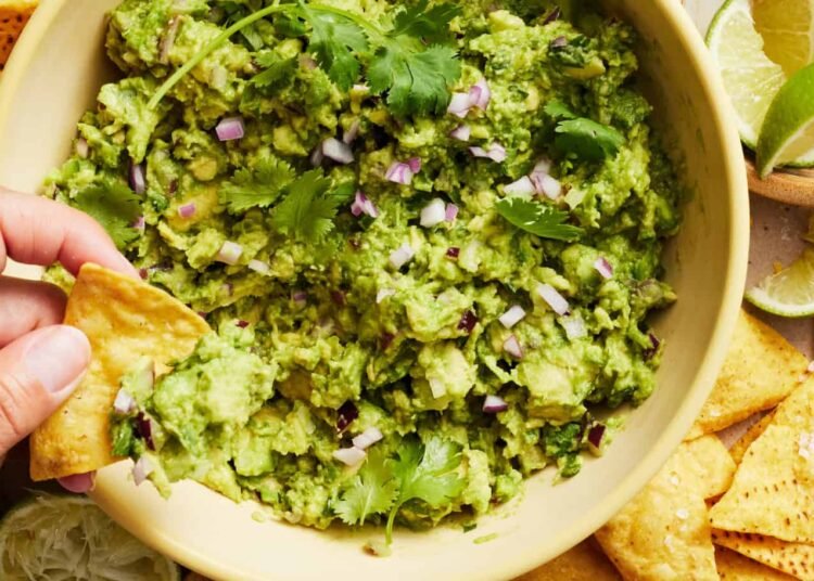 Finest Guacamole Recipe – Love and Lemons