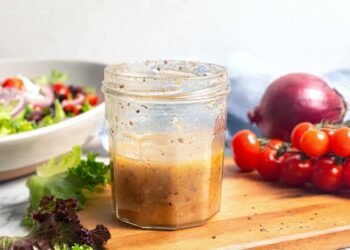Greek Salad Dressing | Skinnytaste