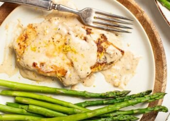 Creamy Lemon Hen with Asparagus (Straightforward One-Skillet Dinner)