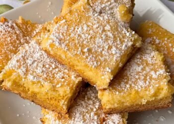 LEMON CHESS BARS – The Southern Woman Cooks