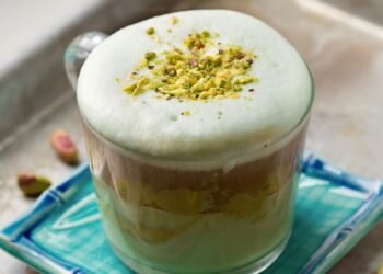 Pistachio Latte Recipe – Simply 4 substances (+ VIDEO)