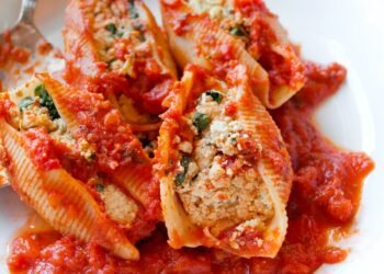 Vegan Stuffed Shells – Straightforward, Excessive Protein Recipe (No Cashews!)