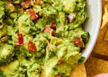 The Greatest Guacamole (Easy, Recent, Restaurant-High quality)