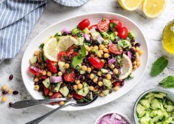 Garbanzo Bean Mediterranean Salad | Skinnytaste
