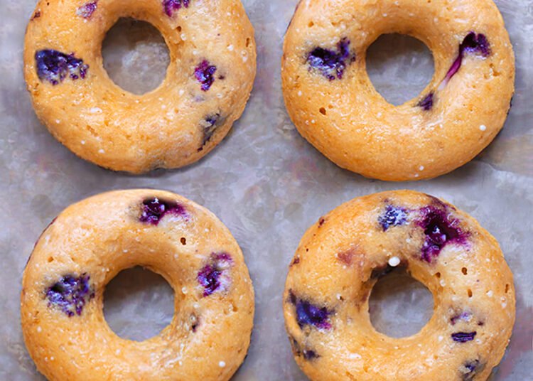 Blueberry Baked Donuts – Refined Sugar Free!