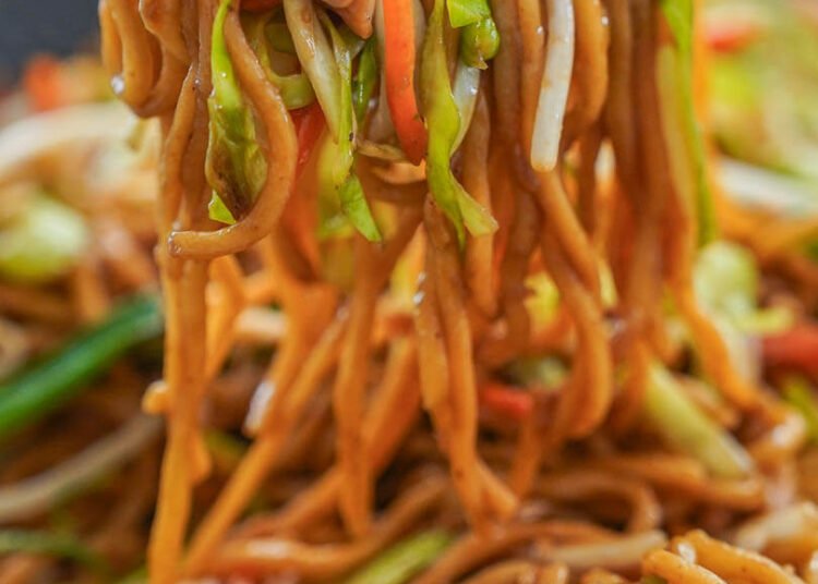 Rooster Chow Mein Recipe – Panlasang Pinoy
