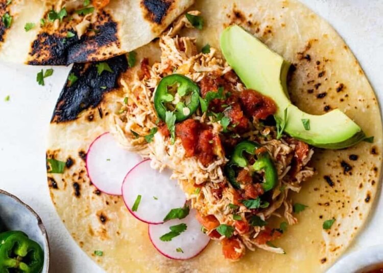 10 Methods to Flip a Rotisserie Rooster Into Dinner Tonight