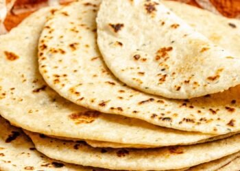Straightforward Selfmade Tortillas (prepared in 25 minutes!)