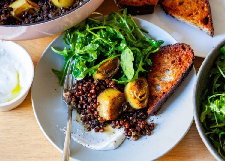 braised leeks and lentils with arugula and yogurt – smitten kitchen