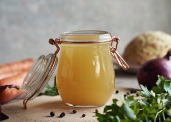 Bone Broth for Weight Loss – Dr. Kellyann