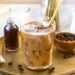 Vegan Iced Latte Recipe – (Straightforward Selfmade Espresso Drink!)